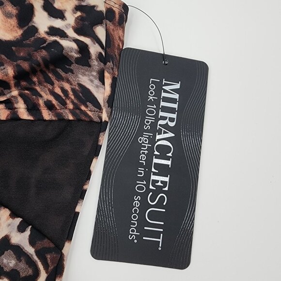 Miraclesuit Womens 10 Leopard Print Twist Of Fate One-Piece Swimsuit New - Picture 8 of 9